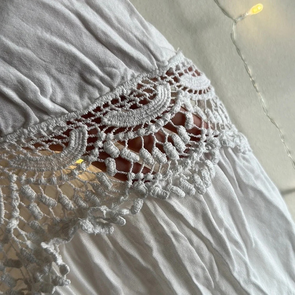 Lightweight Beach Cover-Up Dress​​​​ - Picture 3 of 4